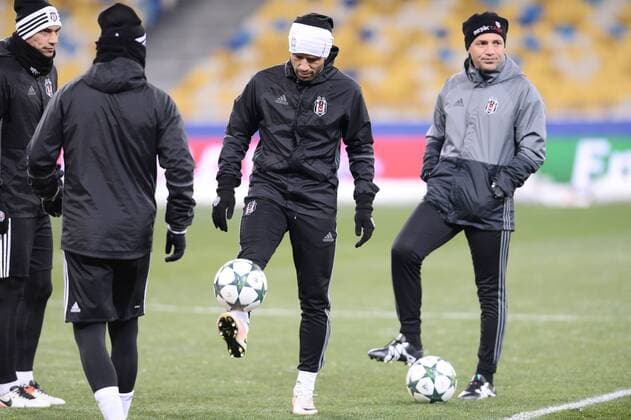 Football, CL, Training Besiktas Istanbul in Kiev
