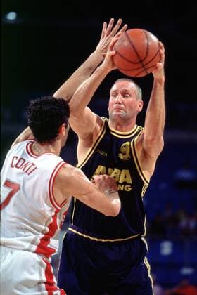 Basketball, Christian Welp dies at 51