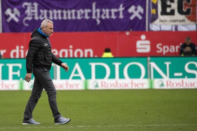 Football, 2. BL, Erzgebirge Aue s coach Pavel Dotchev apparently resigns