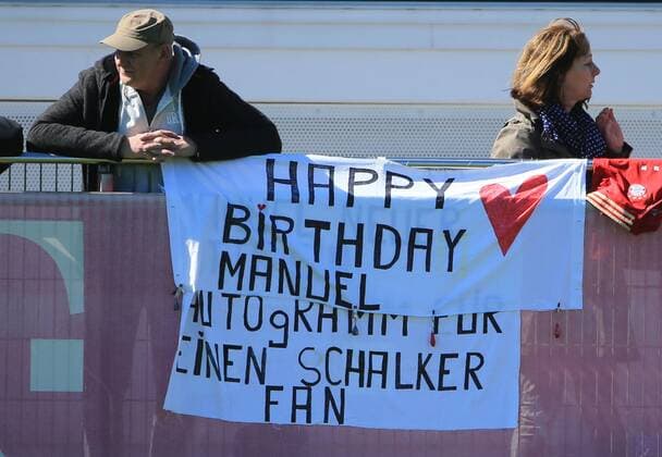 Football, fans congratulate Manuel Neuer on his birthday