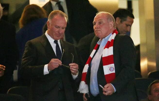 Football, CL, Real Madrid - FC Bayern München, Hoeneß and Rummenigge in the stands