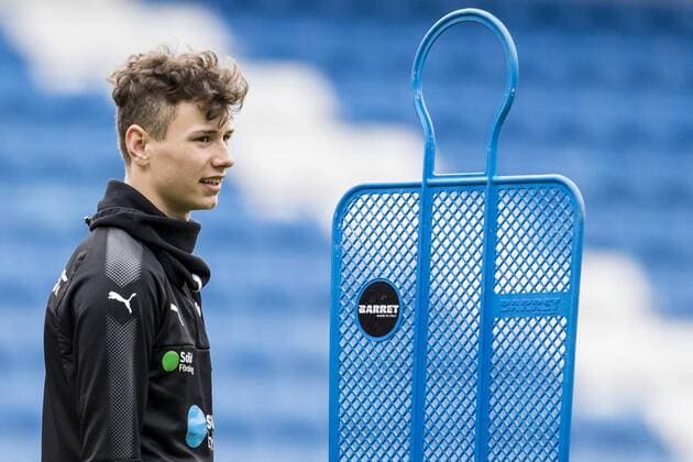Football, Bayern Munich signs Alex Timossi Andersson