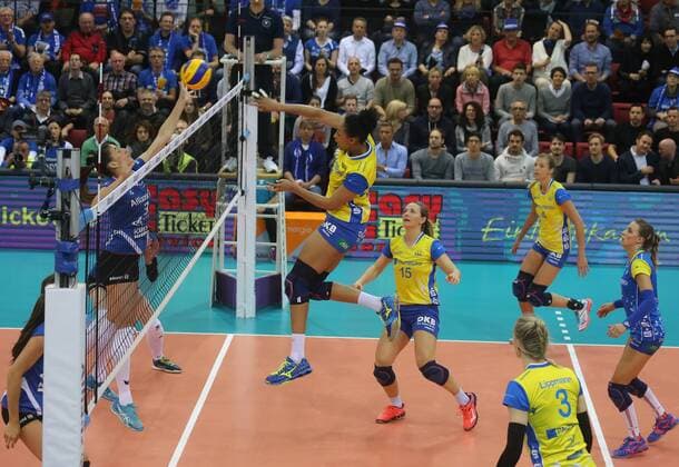 Volleyball, 1. BL Women, Allianz MTV Stuttgart - Schweriner SC
