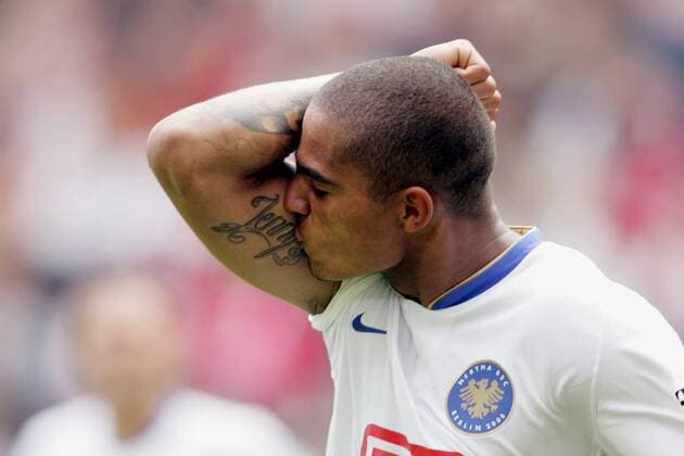 Football, Kevin-Prince Boateng's ex-wife has sale of biography stopped