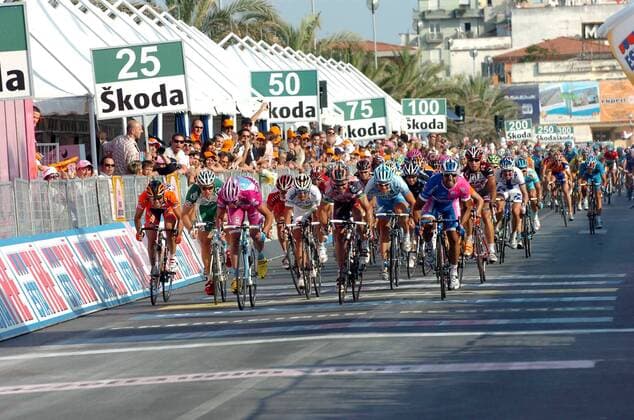 Cycling, Giro d'Italia, Danilo Nappolitano wins the 9th stage