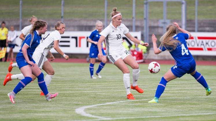 Football, Women, Germany - Iceland