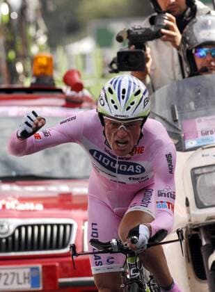 Cycling, Giro d Italia, 20th stage, Savoldelli wins the time trial, Di Luca continues in pink