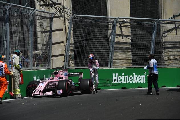 Formula 1, GP Azerbaijan, Crash Sergio Perez