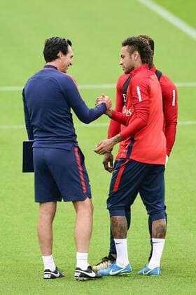 Football, Neymar's relationship with coach Emery disturbed, according to the media