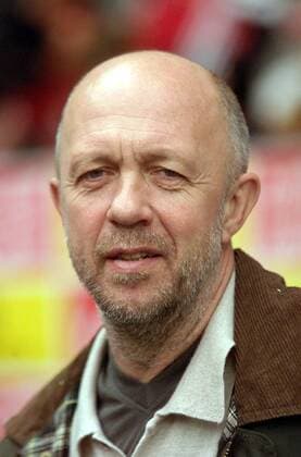 Football, Gert Trinklein deceased
