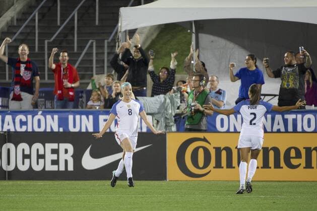 Football, Women, USA - New Zealand