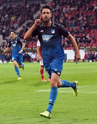Football, FC Schalke 04 signs Mark Uth