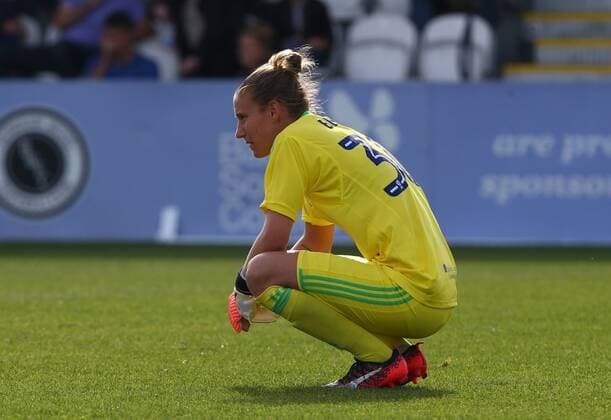 Football, Ladies, Ann-Katrin Berger ill with Kebs