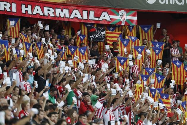 Football, EL, Athletic Bilbao fans campaign for Catalonia referendum