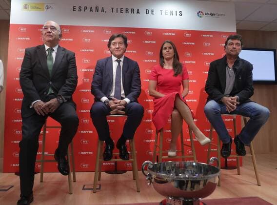 Tennis, New Spanish Davis Cup Captain Sergi Bruguera and new Fed Cup Captain Anabel Medina
