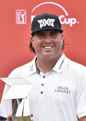 Golf, Pat Perez wins CIMB Classic in Kuala Lumpur