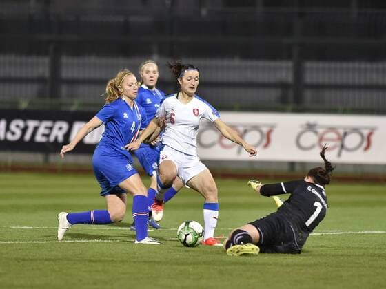 Football, Women, World Cup Qualifier, Czech Republic - Iceland