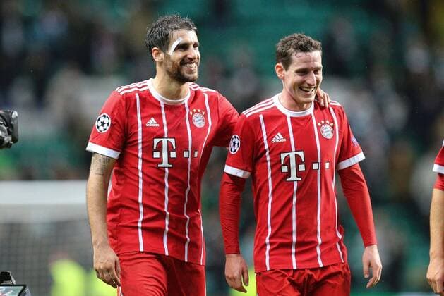 Football, CL, Celtic Glasgow - Bayern Munich, Bayern's final cheer