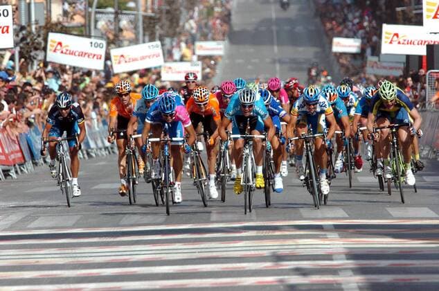 Cycling, Vuelta, Alessandro Petacchi wins the 12th stage