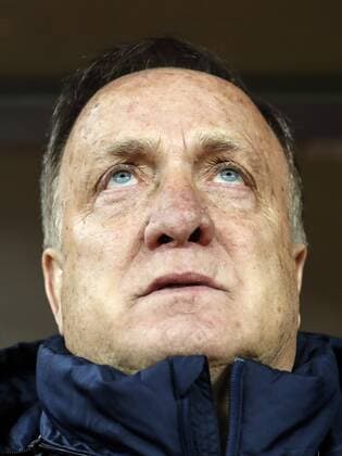 Football, Dick Advocaat to save bottom club Sparta Rotterdam