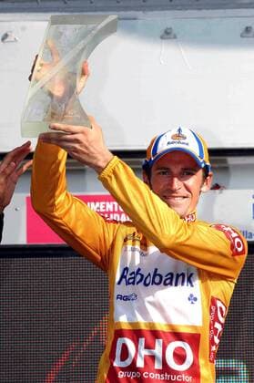 Cycling, Vuelta, Denis Menchov wins overall ahead of Sastre and Sanchez Gonzalez