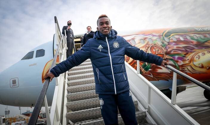 Football, CL RSC Anderlecht Departure to Glasgow