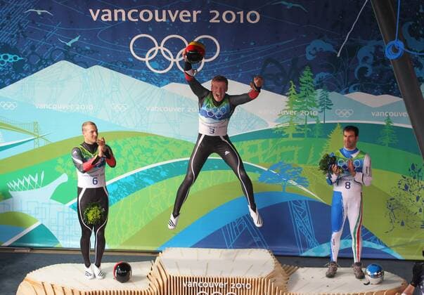 OLYMPIC LEGENDS, History, Felix Loch