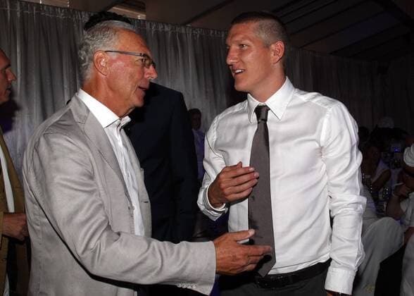 Schweinsteiger succeeds Beckenbauer for golf tournament, archive pictures