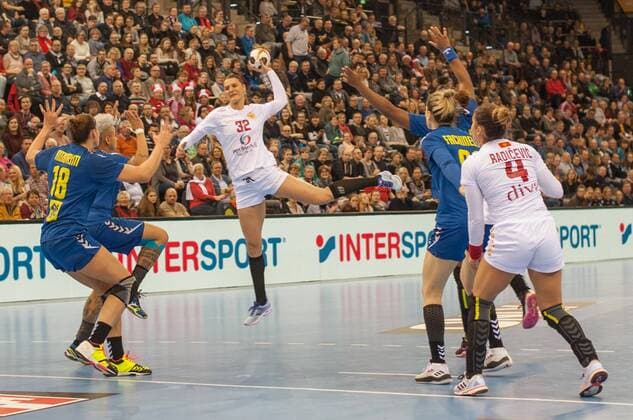 Handball, Women's World Cup, Brazil - Montenegro