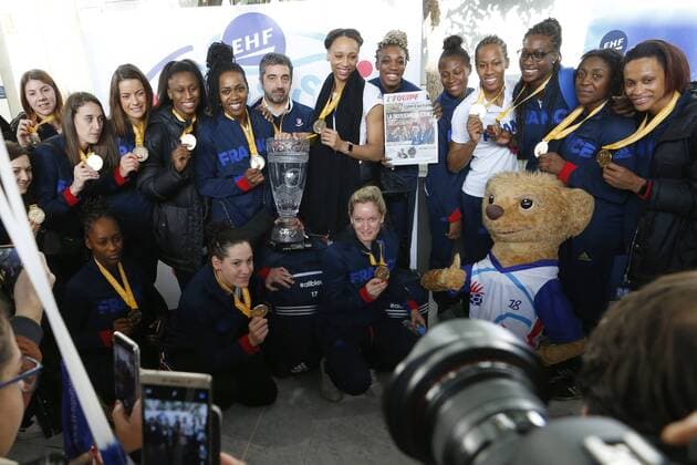 Handball, Women's World Cup, Arrival of World Champion France in Paris
