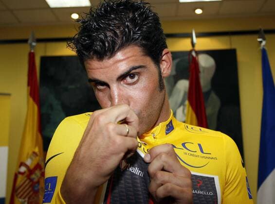 Cycling, Oscar Pereiro retroactively declared 2006 Tour de France winner