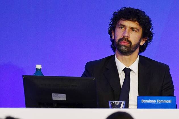 Football, Italian ex-national player Damiano Tommasi becomes mayor in Verona - archive pictures