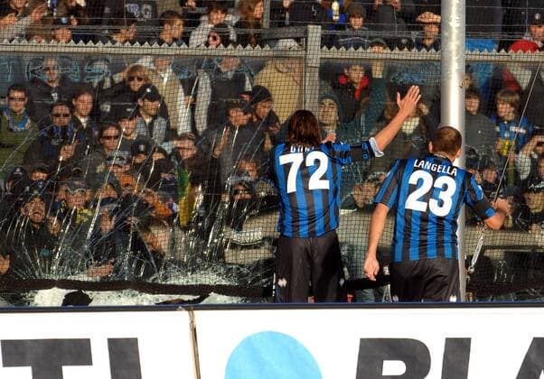 Football, Italy, Serie A, Atalanta Bergamo - AC Milan, match abandoned after fan riots