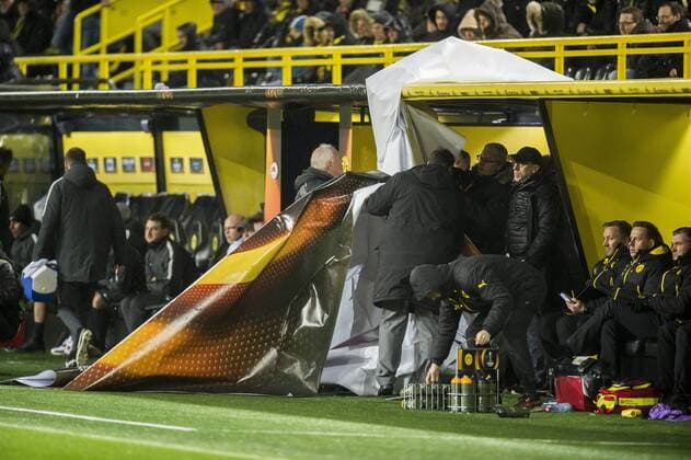 Football, EL, Advertising banner must be removed, Borussia Dortmund - Red Bull Salzburg