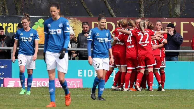 Football, Women, SC Sand - FC Bayern München