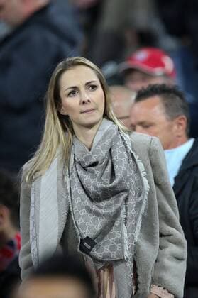 Football, CL, FC Bayern Munich, Players' wives in the stands