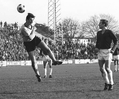 Football, Lothar Emmerich would have turned 75 on 29 November