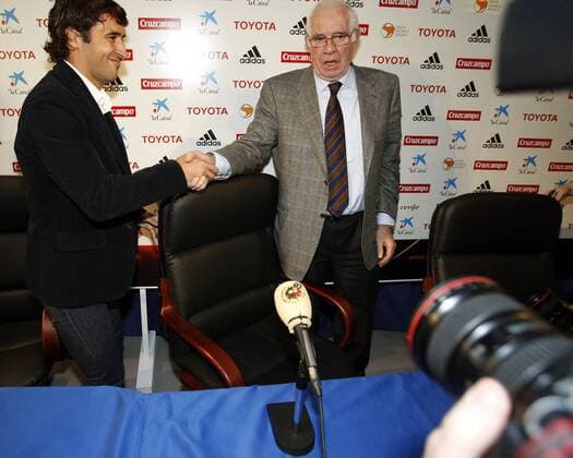 Football, Spain, National coach Luis Aragones and Raul reconcile