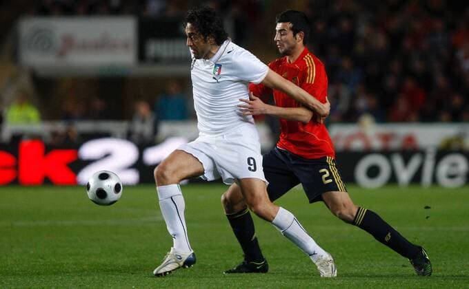 Football, Friendly match, Spain - Italy 1:0