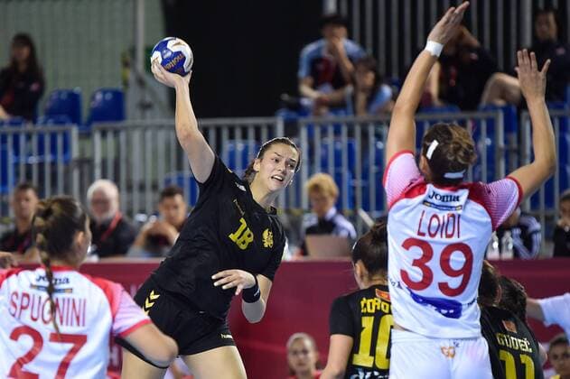 Handball, Women, U18 World Cup, Montenegro - Spain