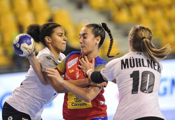Handball, Women, U 18 World Cup, International match, Spain - Germany