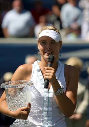 Tennis, WTA, Sharapova wins Bausch and Lomb Championships