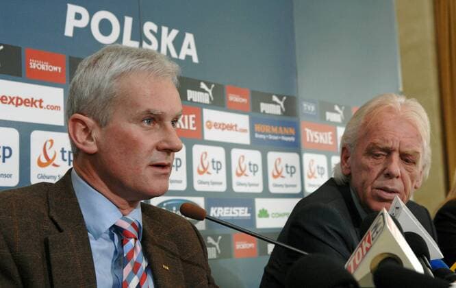 Football, EURO 2008, Press conference Poland, National coach Leo Beenhakker