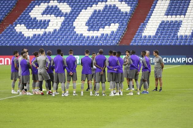Football, CL, Training FC Porto at Schalke