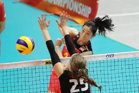 Volleyball, Women's World Cup, China - Canada