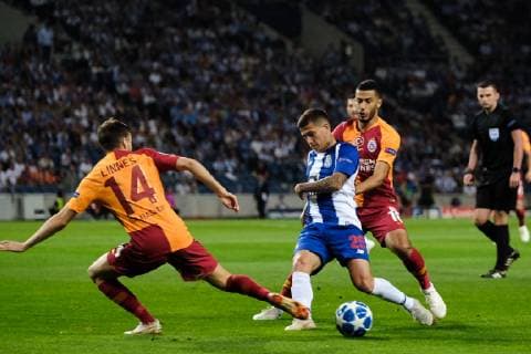 Football, CL, FC Porto - Galatasaray Istanbul