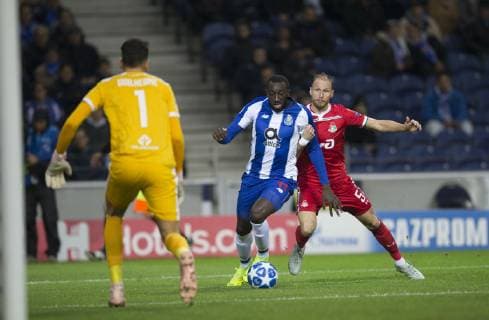 Football, CL, FC Porto - Lokomotive Moscow