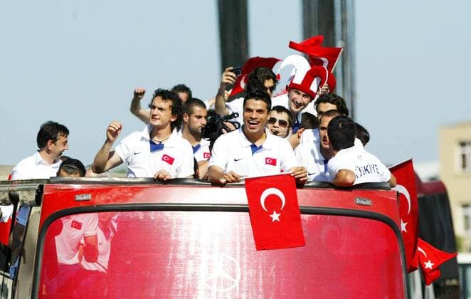 Football, EURO 2008, Enthusiastic reception for the Turkish national team in Istanbul