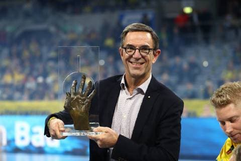 Handball, Prof. Klaus Steinbach receives the Joachim Deckarm Award in Mannheim