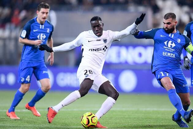 Football, 2. BL, VfB Stuttgart, Silas Wamangituka becomes the most expensive access in second league history